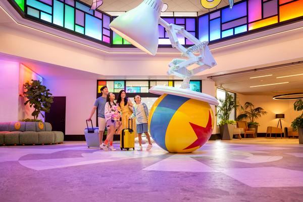 Pixar Place Hotel - Disneyland Resort